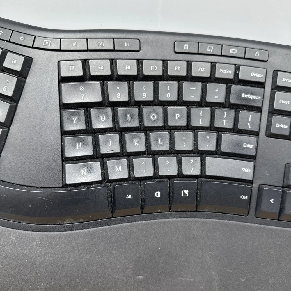 Microsoft Ergonomic Keyboard Black Wired USB Model 1878 Tested Working